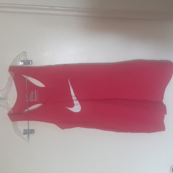 Nwot Nike Hot Pink Racer Back Tank Sz M - Picture 1 of 6